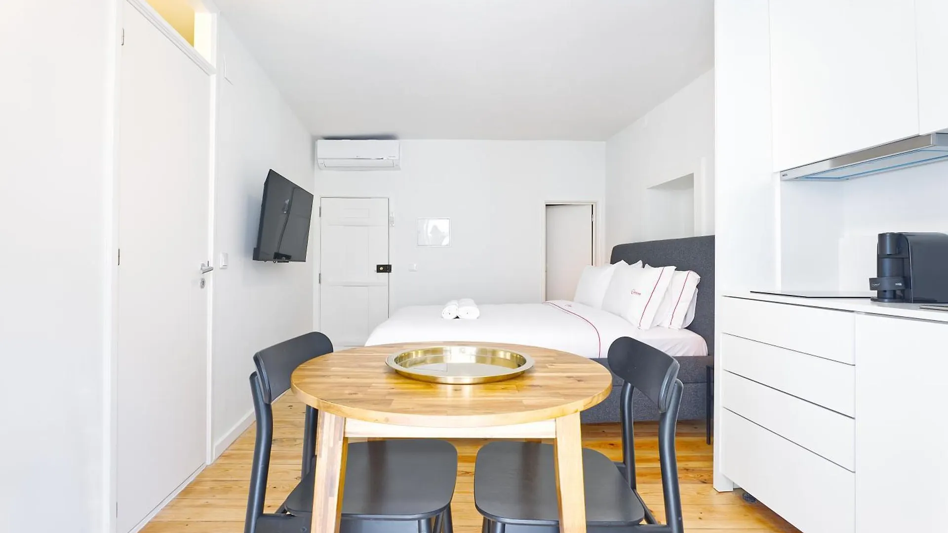 Salvador Suites By Inloveapartments Apartment Lisbon