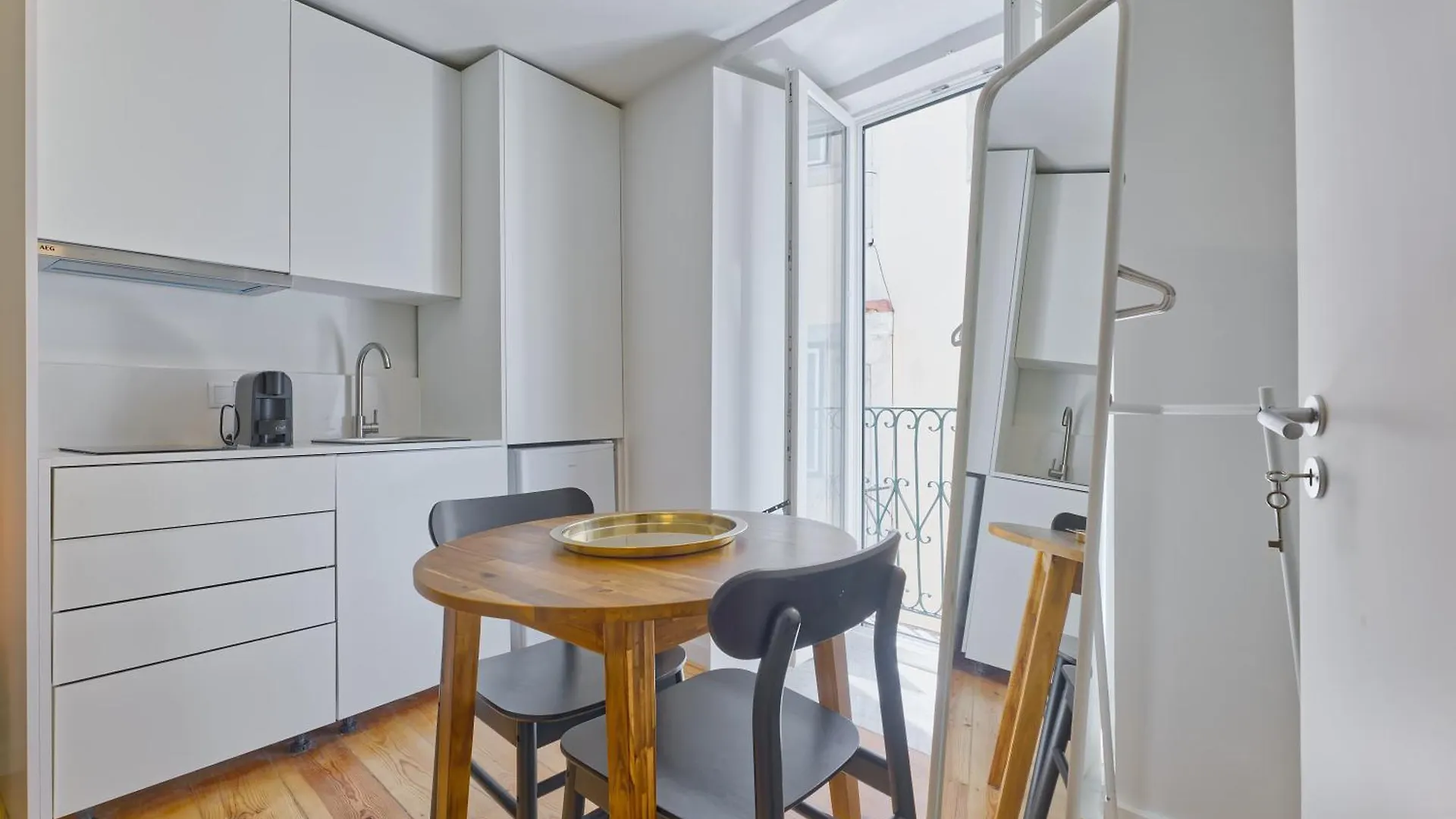 Salvador Suites By Inloveapartments Lisbon